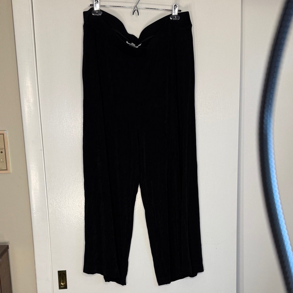 Chico's Traveler’s Black Wide Leg Capris 3 or XL